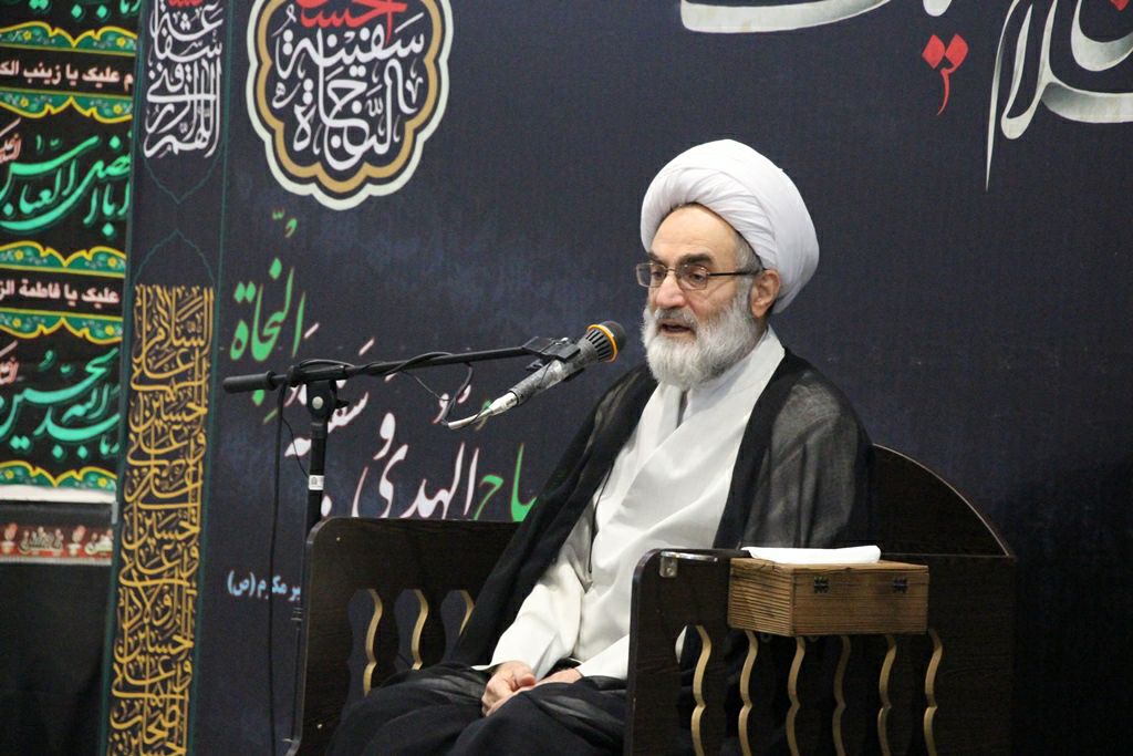 رمز ماندگاری واقعه کربلا، بر حق بودن آن است