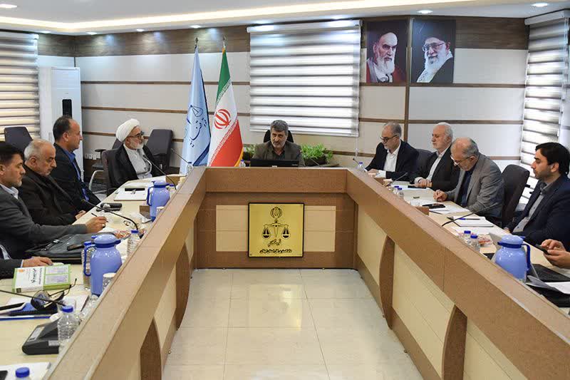 حفظ بیت المال و محیط زیست از وظایف همه‌ی مدیران است