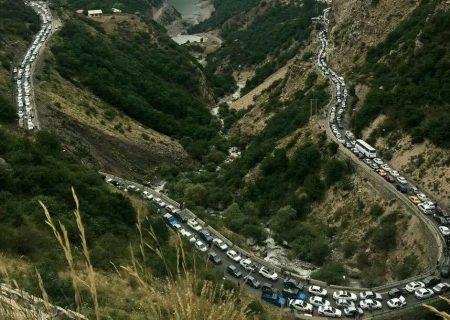 ترافیک ۳۰ کیلومتری در ورودی گیلان از محور رودبار