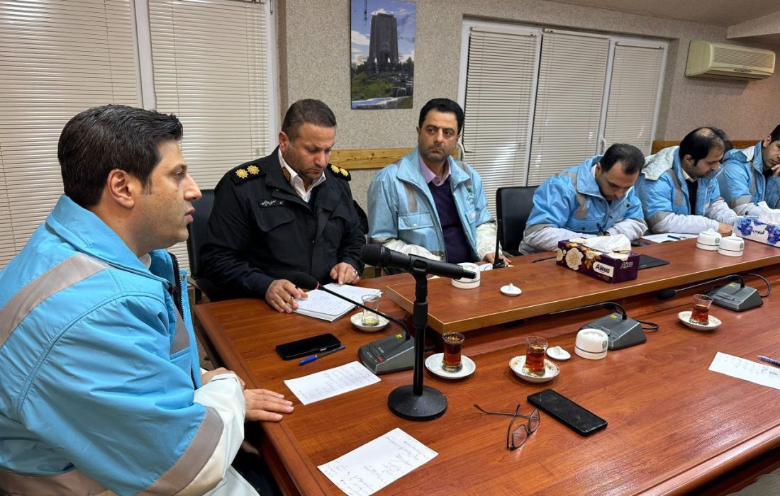 آمادگی ستاد عملیات زمستانی شهرداری لاهیجان در برف پیش رو
