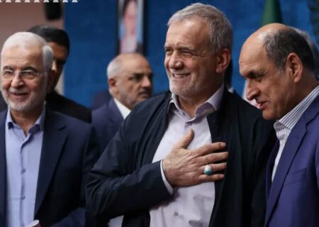 تشریح برنامه‌های دولت برای تحقق شعار سال با تاکید بر توسعه متوازن استان‌ها