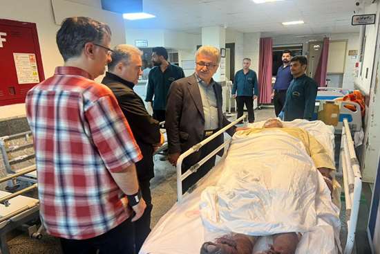 ۱۷ مصدوم به دنبال حادثه‌ای در دو واحد تجاری رشت