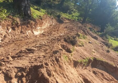 تخریب مراتع و اراضی جنگلی با احداث جاده غیر مجاز در منطقه حفاظت‌شده گشت رودخان و سیاهمزگی شفت /پرونده متهمان در حال رسیدگی قضایی است