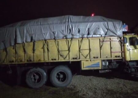 توقیف ۱۰ تن چوب قاچاق در ایست و بازرسی چابکسر