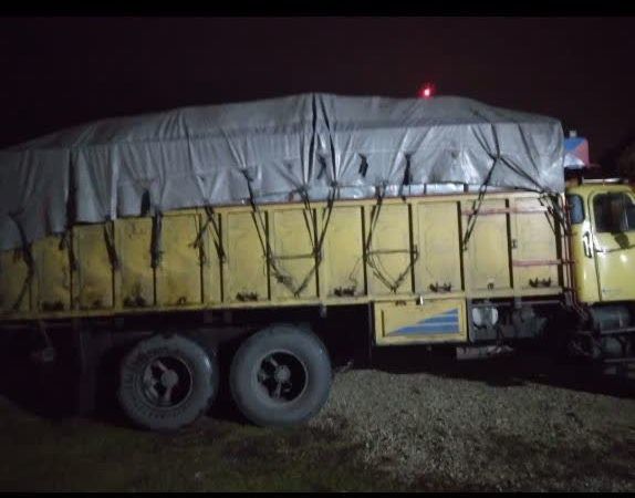 توقیف ۱۰ تن چوب قاچاق در ایست و بازرسی چابکسر