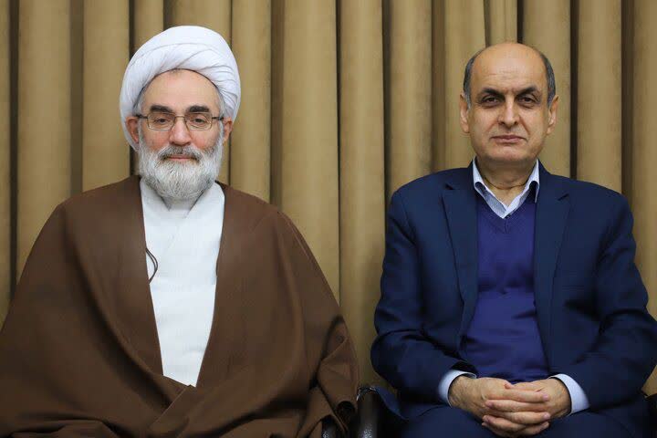 پیام تبریک استاندار و نماینده ولی فقیه در گیلان به مناسبت روز خبرنگار