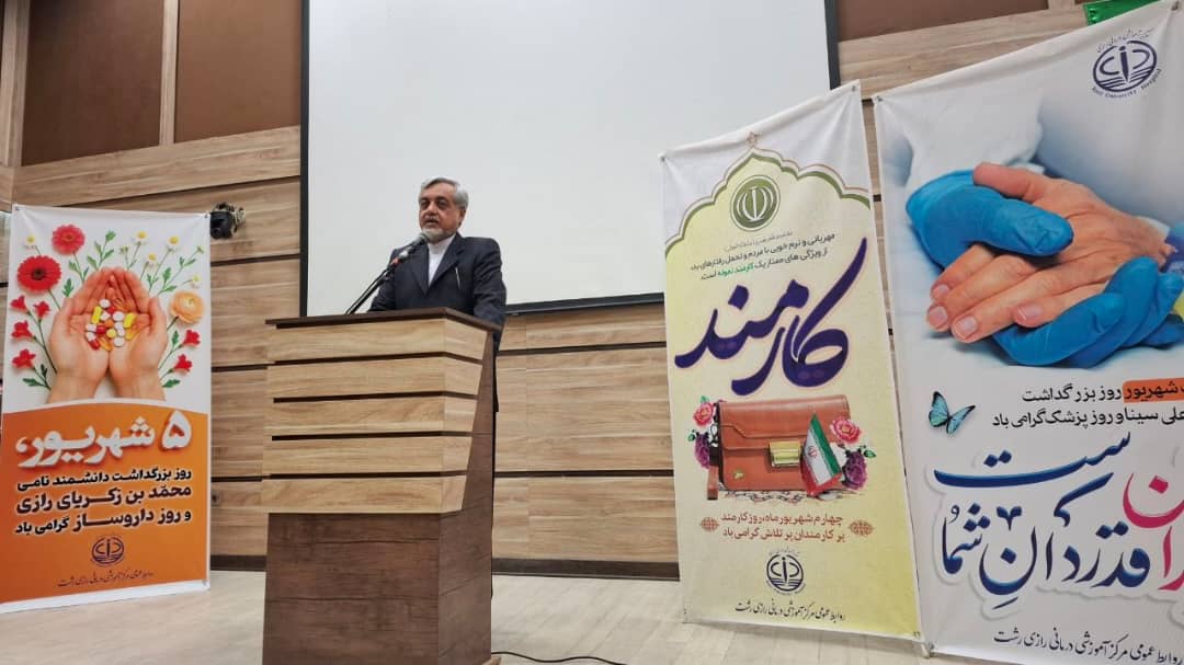 تعهد اجتماعی پزشکان در دوران کرونا نمونه‌ای ماندگار از ایثارگری بود