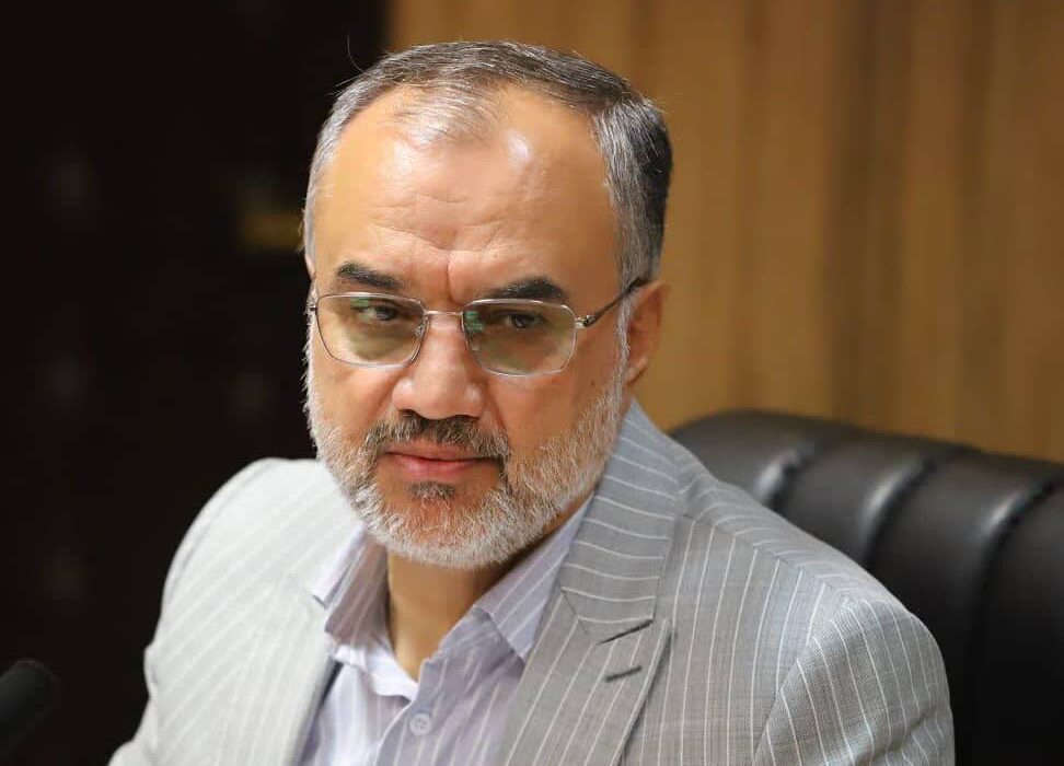 رئیس شورای اسلامی شهر رشت:  اتوبوس‌های شهری رشت در روز اول مهر رایگان شد