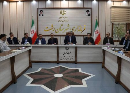 ضرورت حفظ حرمت دانش‌آموزان نیازمند در اهدای لوازم‌التحریر