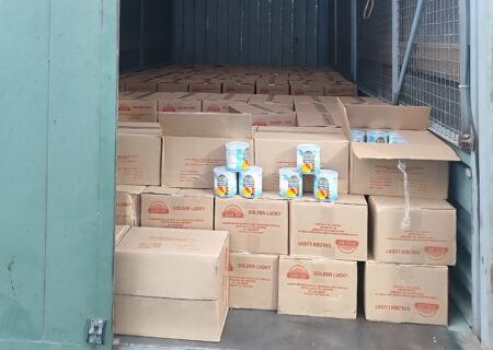 توقیف کامیون حامل کمپوت آناناس قاچاق در گیلان