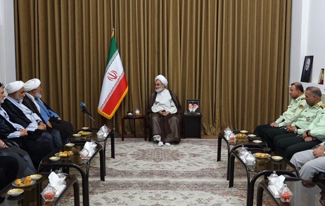 وظیفه اصلی نیروی انتظامی پاسداری از حقوق مردم است