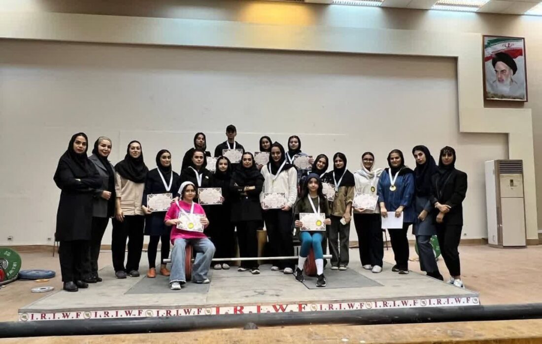 مسابقات وزنه‌برداری بانوان گیلان یادواره شهدای اقتدار برگزار شد