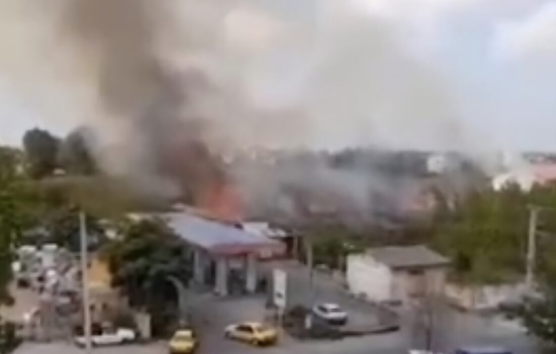 آتش سوزی علفزارها در بلوار شهید افتخاری رشت مهار شد