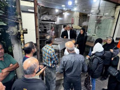 فرماندار شهرستان رشت خبر داد: پلمب ۳ نانوایی متخلف در رشت/ تکرار تخلف منجربه سلب امتیاز می‌شود