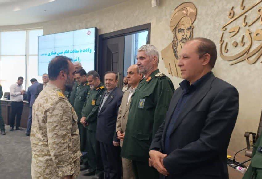 قدردانی از  فرمانده سپاه قدس گیلان در جلسه منطقه‌ای قرارگاه شهید شاطری سپاه پاسداران انقلاب اسلامی