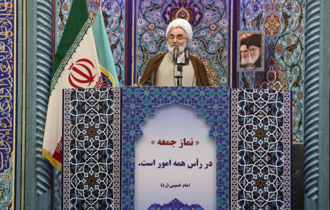 امام جمعه رشت: بیش از ۵۰ درصد مشکلات مردم ریشه در عملکرد نادرست ادارات دارد