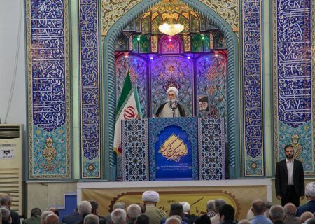 آگاهی‌بخشی و توجه به معیشت مردم از اولویت‌های اساسی مدیران است/تاکید خطیب جمعه رشت بر حمایت از پرستاران