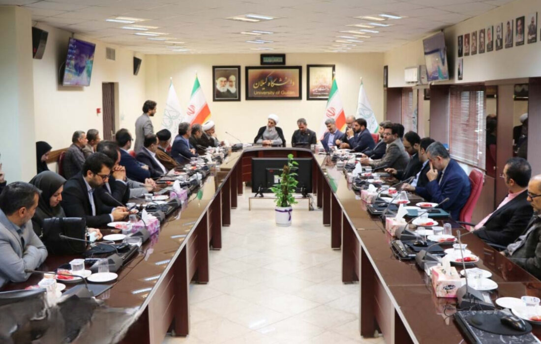 معاون قوه قضائیه در دانشگاه گیلان: عدالت باید با مشارکت مردم و دانشگاه‌ها بازتعریف شود