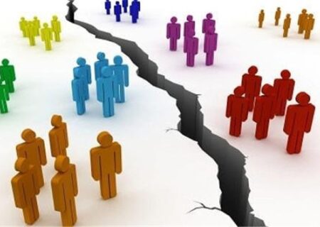 لزوم گنجاندن آموزش مهارت‌های زندگی و پیشگیری از آسیب‌های اجتماعی در کتاب‌های درسی