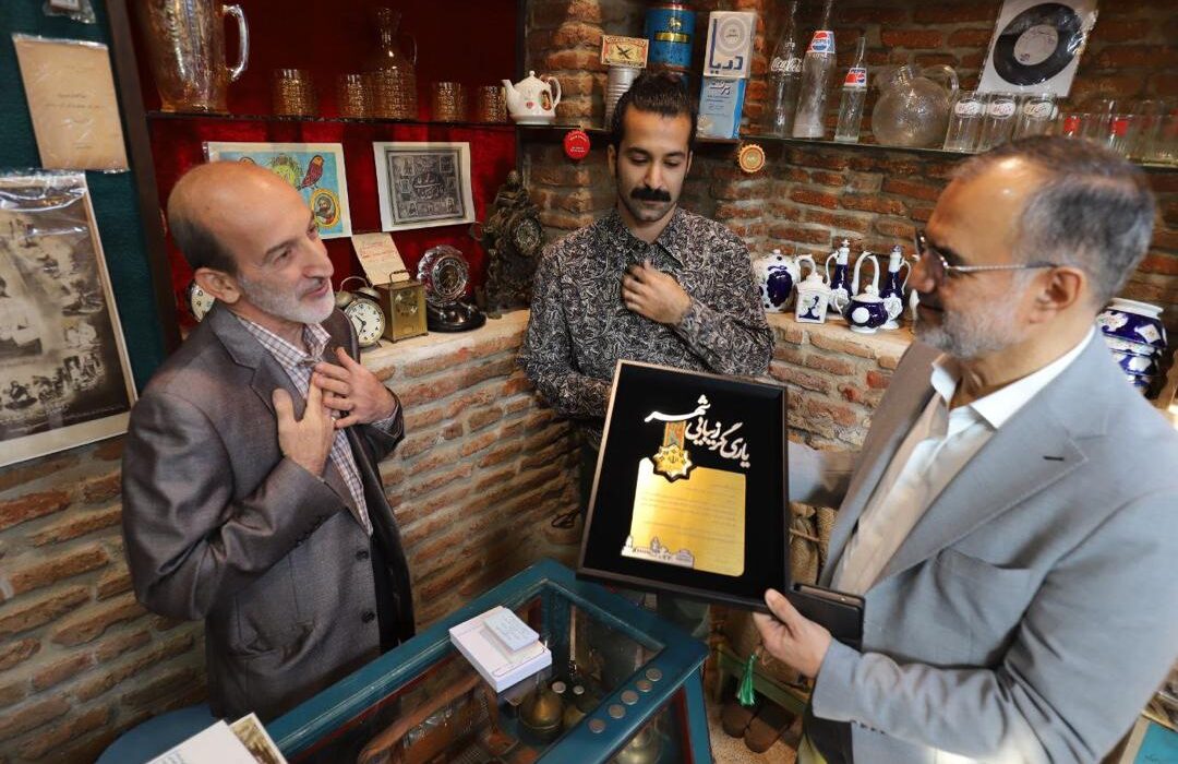 حرکت‌های خودجوش زیر ذره‌بین شورا/ بازدید و تقدیر رئیس شورا از چهره‌های مردمی زیباسازی و نورپردازی شهر رشت