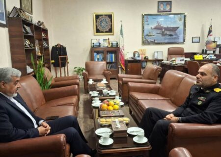 نیروی دریایی نماد اقتدار و صیانت از مرزهای آبی کشور است