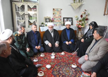 اقتدار امروز ایران مرهون خون شهدا و حضور مردم در صحنه است