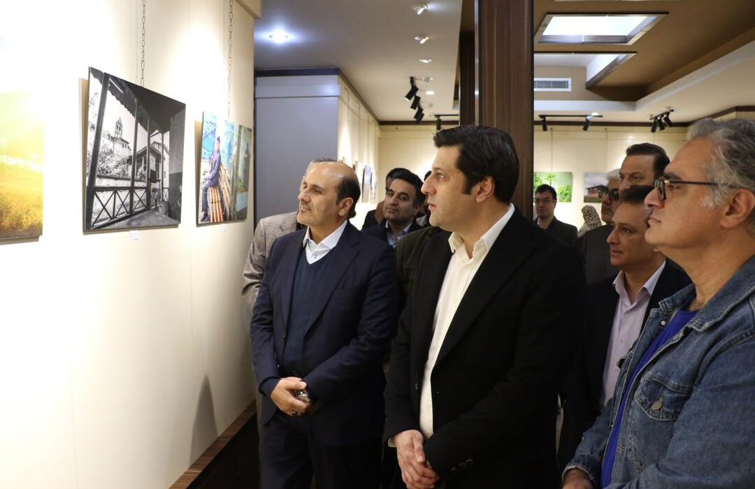 نمایشگاه دومین جشنواره عکس لاهیجان آغاز بکار کرد