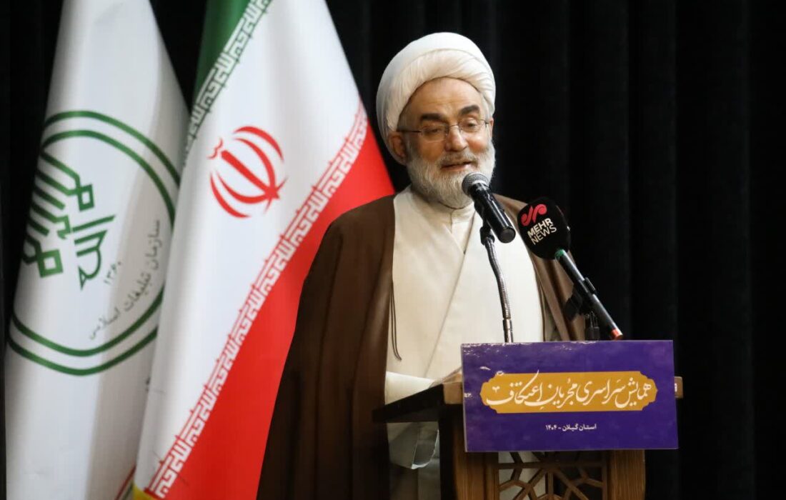 اعتکاف، پاسخ عملی به هجمههای فرهنگی دشمن علیه جوانان است