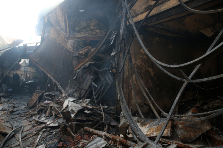 عملیات نقشه‌برداری از بازار آسیب‌دیده رشت انجام شد