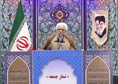 امام جمعه موقت رشت: مردم به رونق مساجد و کسب و کارهای خسارت‌دیده کمک کنند