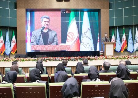 برگزاری آیین تحلیف کارآموزان مرکز وکلای استان گیلان