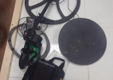 کشف دستگاه‌ فلزیاب بیش از ۶ میلیارد ریالی قاچاق در ایست و بازرسی چابکسر