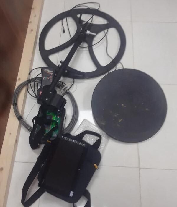 کشف دستگاه‌ فلزیاب بیش از ۶ میلیارد ریالی قاچاق در ایست و بازرسی چابکسر