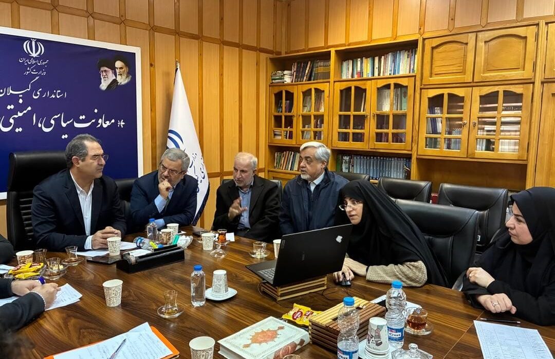 برگزاری جلسه ارتقای بخش سنگر به شهرستان/ارتقای بخش سنگر به شهرستان می‌تواند زمینه‌ساز توسعه متوازن منطقه شود