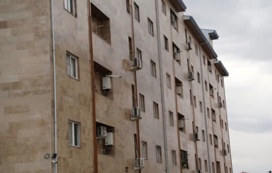 تحویل کلید ۵۳۶۲ واحد مسکن ملی به مردم گیلان