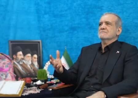 رئیس جمهور در پیام نوروزی بر ضرورت تقویت انسجام ملی در شرایط حساس کنونی تأکید کرد