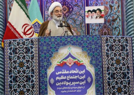 انتقاد امام‌ جمعه رشت از تورم افسارگسیخته و انفعال دستگاه‌های نظارتی