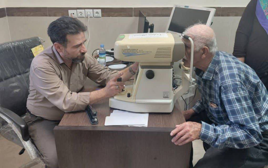 ارائه خدمات رایگان چشم پزشکی به ۴۵۰ مددجوی شهرستان بندرانزلی