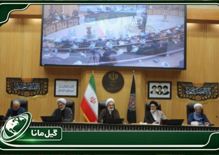 فرمان جنگ و صلح، در ید توانای ولی فقیه است